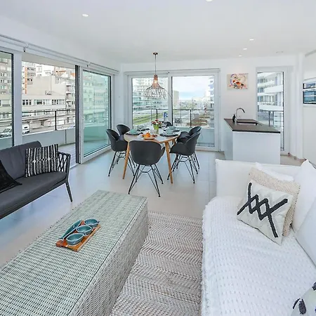 2 Bedroom Gorgeous In *