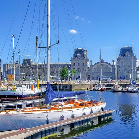 2 Bedroom Gorgeous In Apartment Ostend