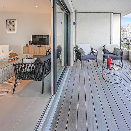 Apartment 2 Bedroom Gorgeous In